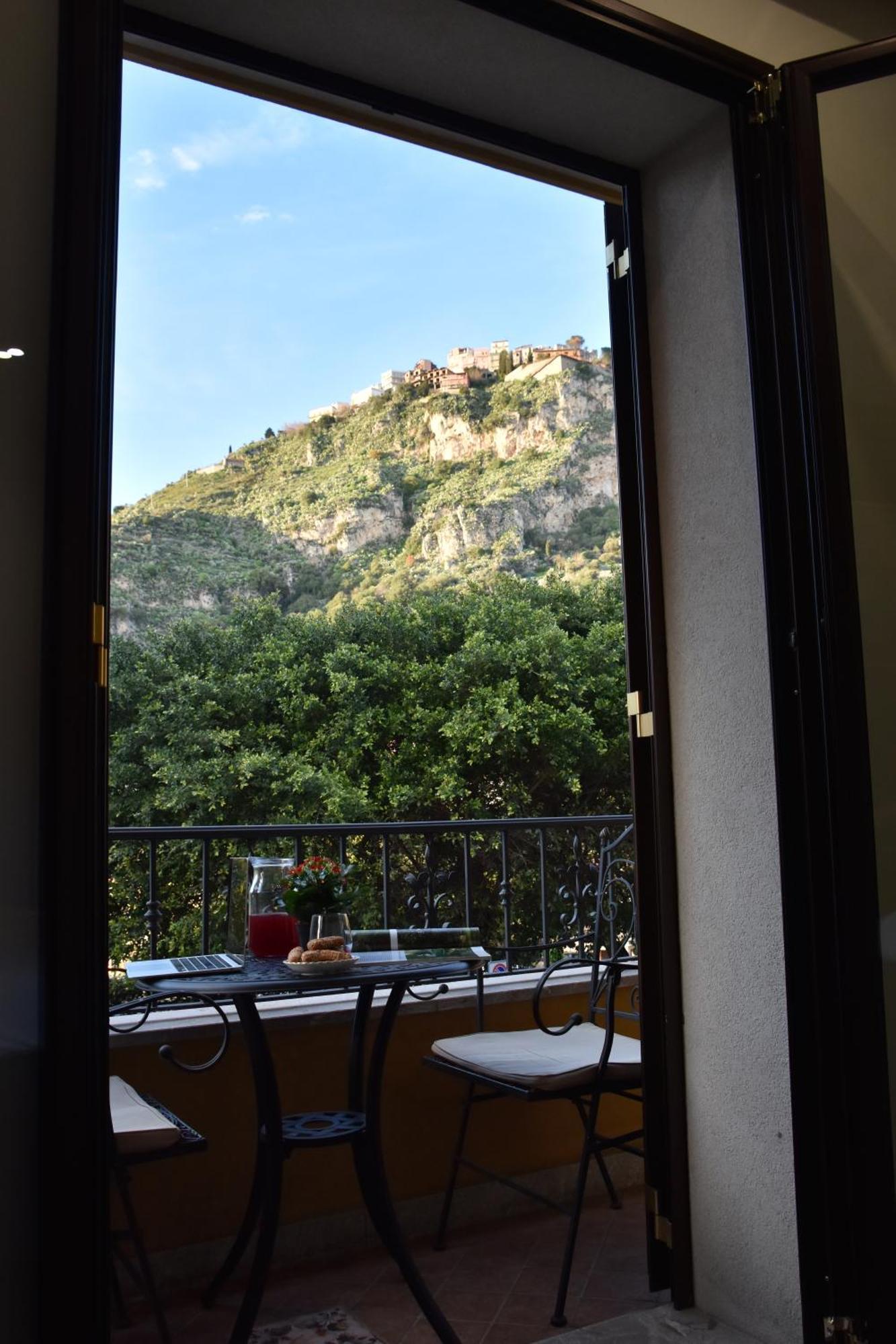 Gloden House Apartments Taormina Eksteriør bilde